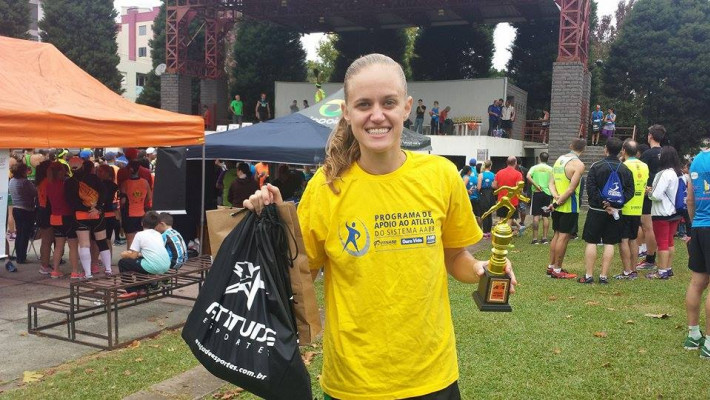 Jaqueline Weber é Campeã Geral da Rústica Carlos Barbosa