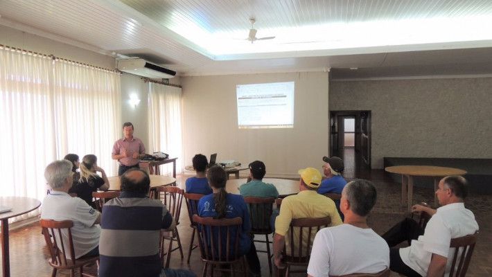 Treinamento e confraternização dos funcionários da AABB