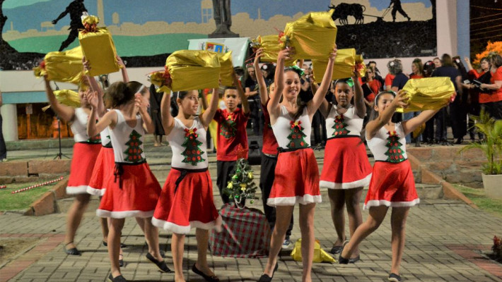 Programa AABB Comunidade e AABB participam de programação natalina