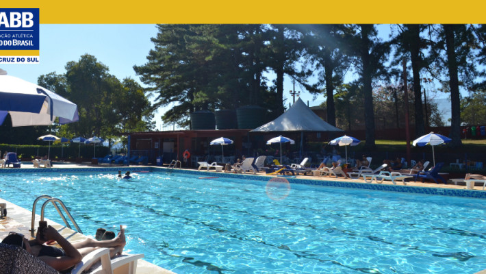 Encerramento da temporada de piscinas