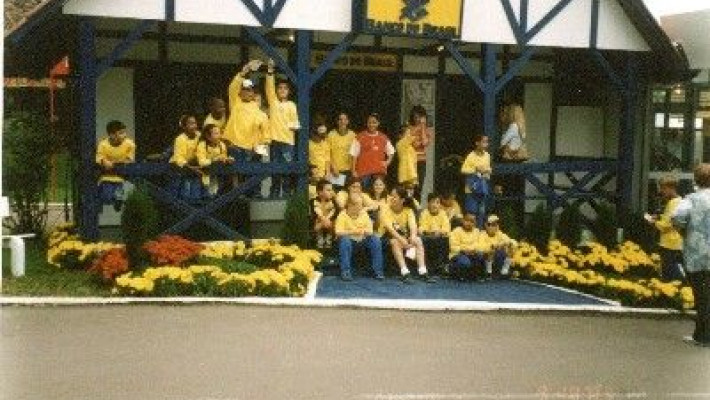 AABB na Oktober 2004