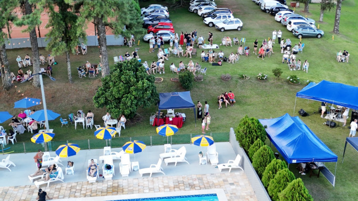 Sunset na AABB: Música, Gastronomia e um Pôr do Sol Inesquecível!