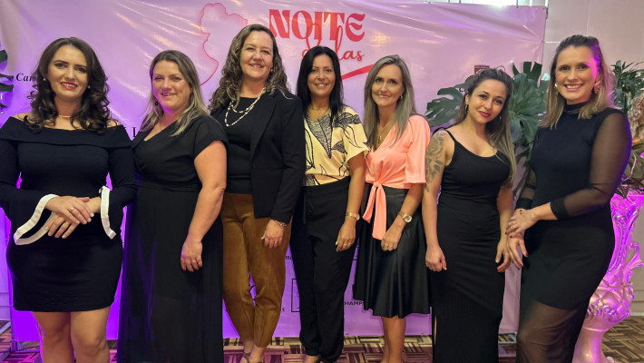 Mais de 160 mulheres celebram a 4ª edição da Noite Delas na AABB Santa Cruz do Sul