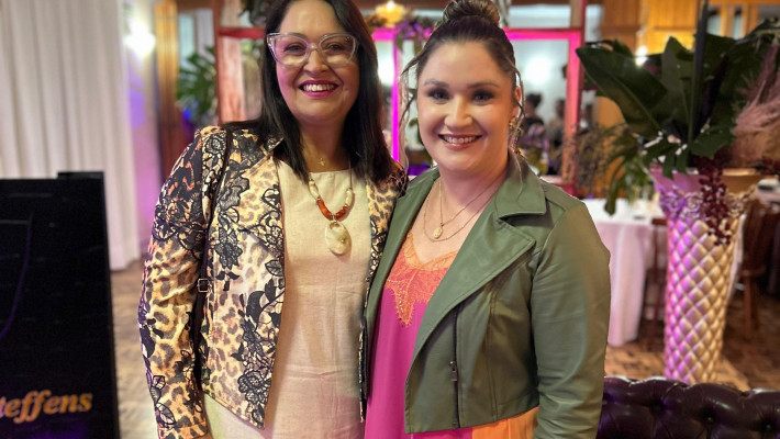 Mais de 160 mulheres celebram a 4ª edição da Noite Delas na AABB Santa Cruz do Sul