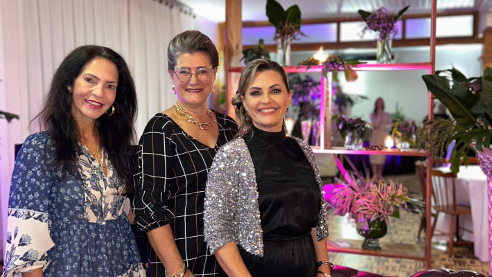 Mais de 160 mulheres celebram a 4ª edição da Noite Delas na AABB Santa Cruz do Sul