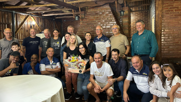Celebração, acolhimento e despedida: AABB vive momento especial entre colaboradores