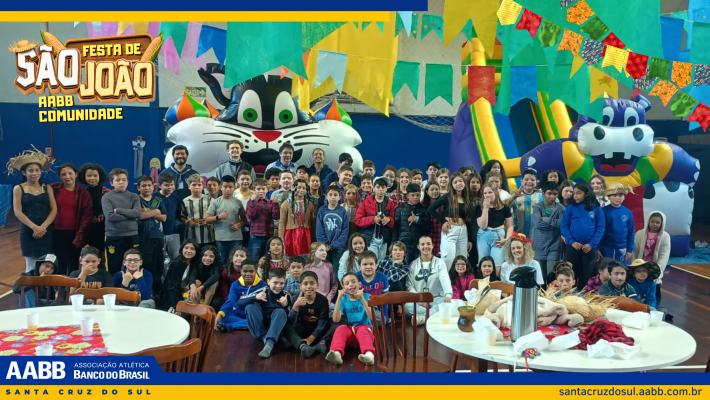 Festa Julina do Programa AABB Comunidade reúne cerca de 300 estudantes