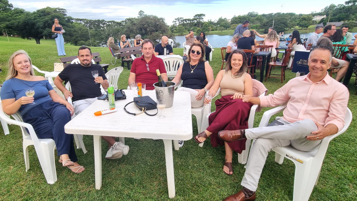 Wine Garden reúne associados e comunidade em uma noite especial de experiências e convivência