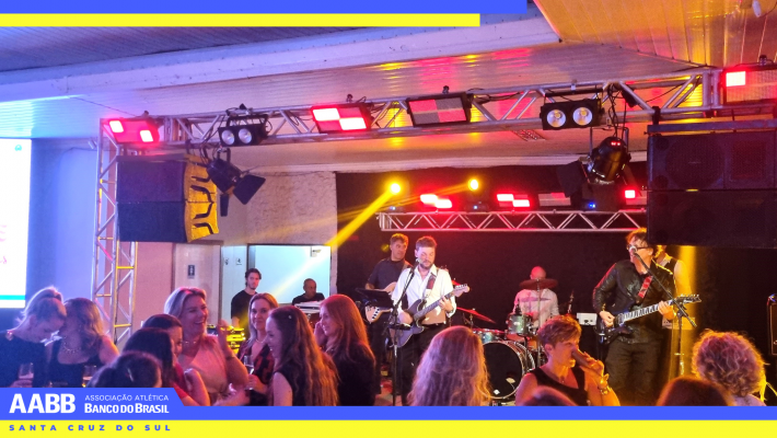 5ª Noite Delas reúne mais de 200 mulheres em uma noite de celebração, conexão e alegria na AABB