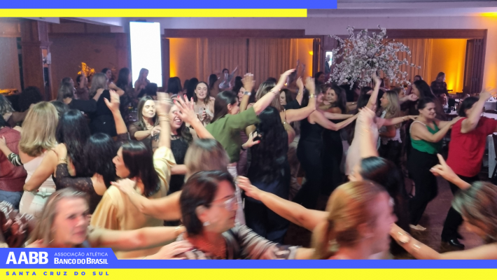 5ª Noite Delas reúne mais de 200 mulheres em uma noite de celebração, conexão e alegria na AABB