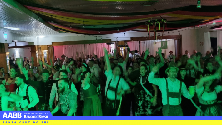  Primeiro Gole reúne mais de 200 pessoas e abre o clima da Oktoberfest na AABB