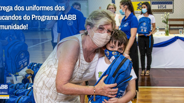Educandos do programa AABB Comunidade recebem mochila com uniformes!
