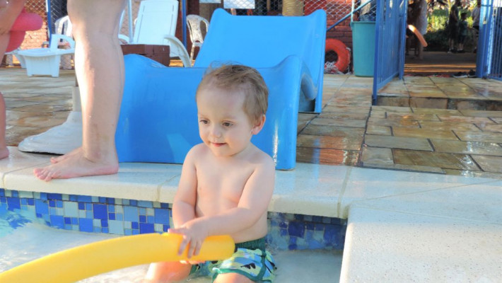Coquetel de abertura das piscinas recebe grande público