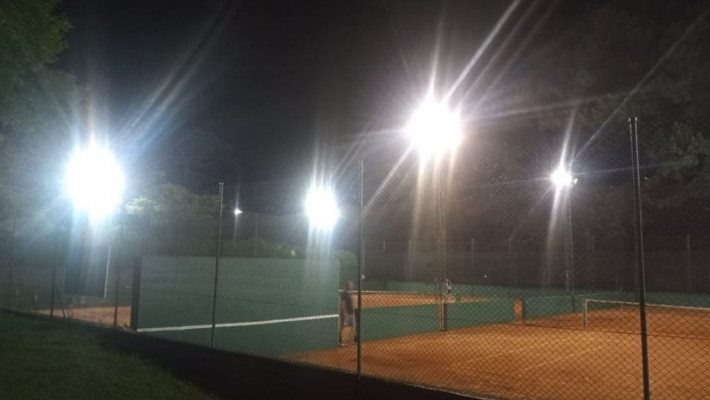 Reforço na iluminação das quadras de tênis