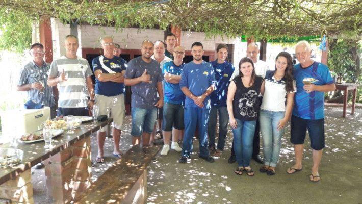 Diretoria e funcionários da AABB realizam almoço