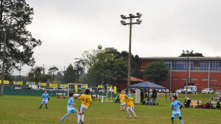 Escolinha de Futebol da AABB realiza amistoso com AABB São Pedro do Sul