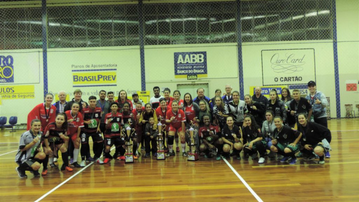 Equipe Liverpool é campeã da 3ª Taça AABB de Futsal Feminino