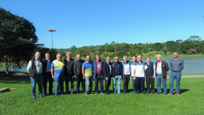 Diretorias da FENABB e do CESABB visitam a AABB