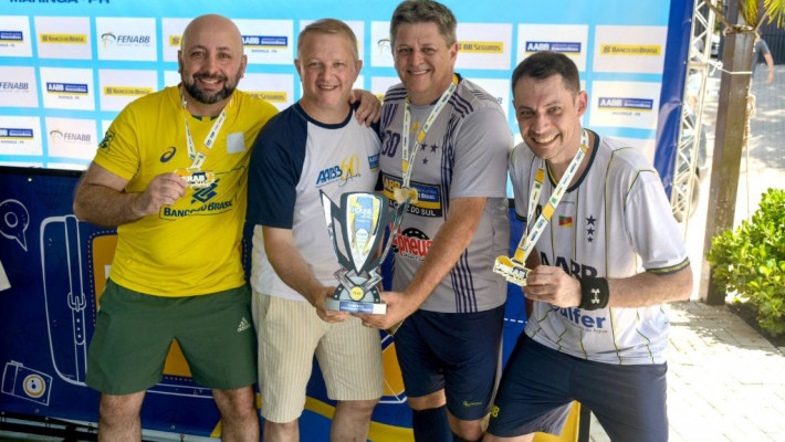 AABB Santa Cruz do Sul levanta troféu na JERAB Maringá