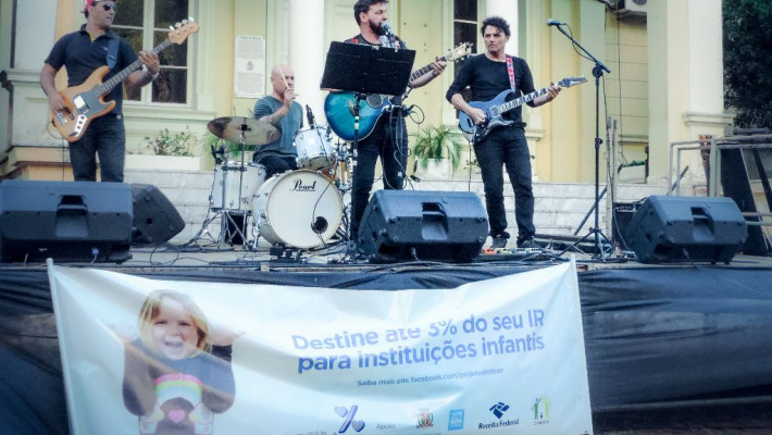 Projeto Destinar na Praça
